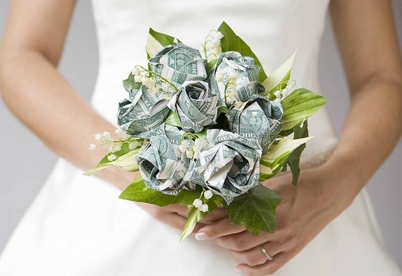 Бизнес без вложений для женщин - букеты из денег на свадьбу
