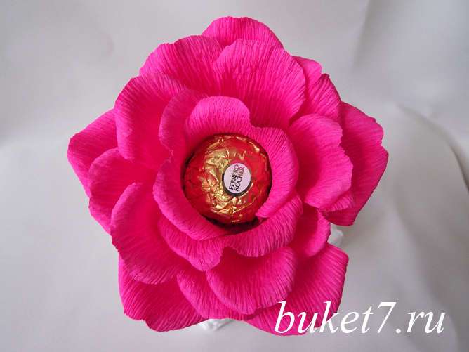 Объемная роза из конфет ферреро роше (Ferrero Rocher) МК фото 24