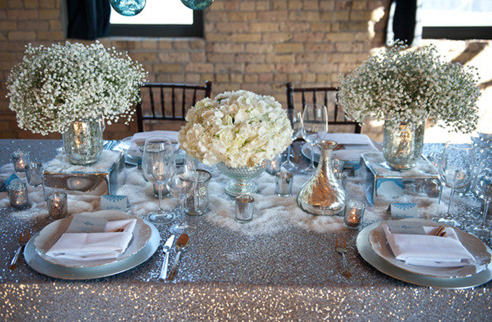 white-wedding-flowers-centerpieces-silver-decor.original Свадьба и серебро- организуем изысканную свадьбу в серебрянных оттенках.