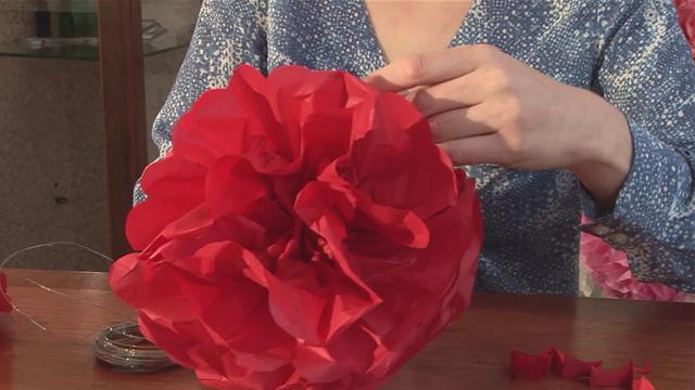 как сделать бумажный шар цветок