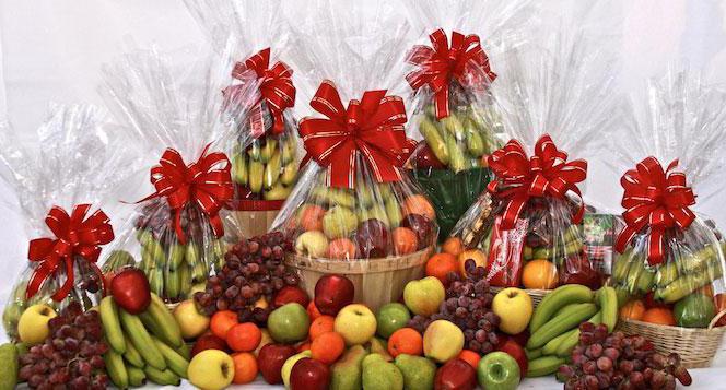подарочная корзина с фруктами 
