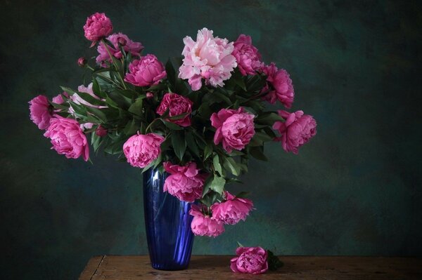 букет синяя Цветы ваза розовые пионы