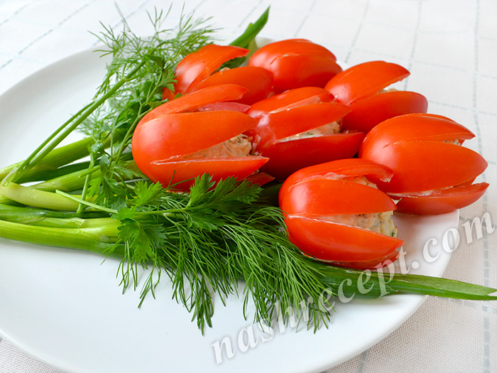 салат Тюльпаны из помидоров - salat Tyulpany iz pomidorov
