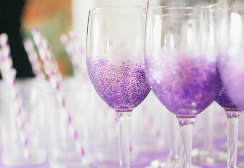 Фиолетовые свадебные бокалы