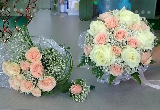 букет из искусственных цветов на свадьбу
