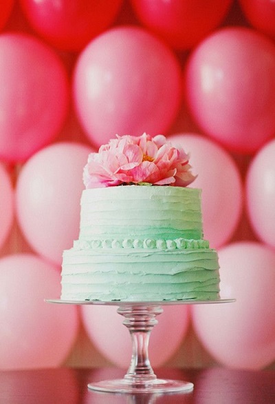 Мятно-розовый свадебный торт