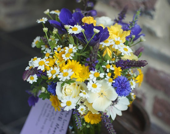 Какие цветы подарить на свадьбу фото 9