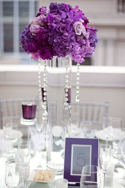 Цветочные композиции для фиолетовой свадьбы