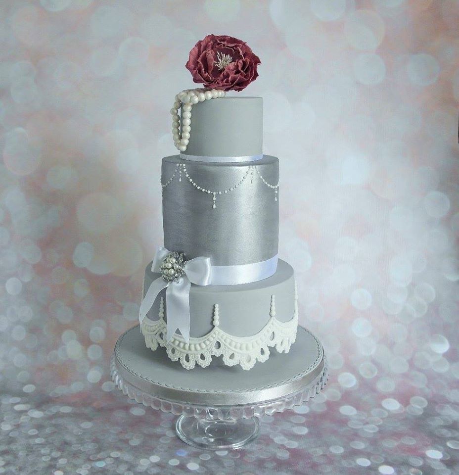Wedding-cake-for-a-silver-wedding Свадьба и серебро- организуем изысканную свадьбу в серебрянных оттенках.