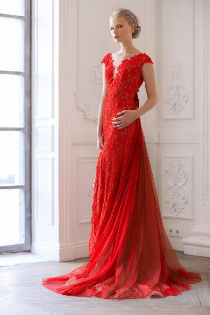Красное свадебное платье - выбор ярких невест