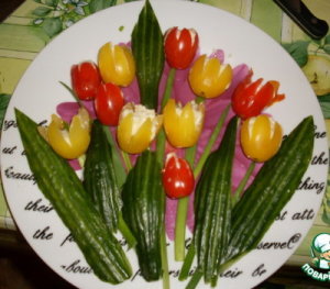 букет тюльпанов из фаршированных помидор-3