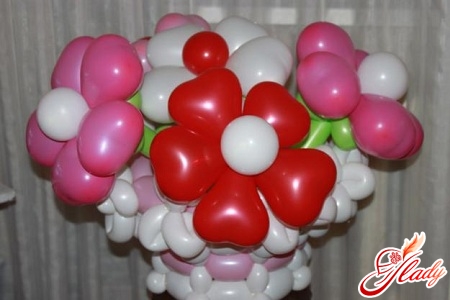 цветы из воздушных шаров своими руками
