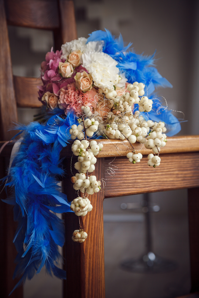 Оригинальный букет невесты 2016 с перьями