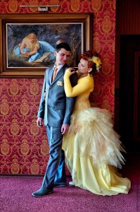сине-жёлтые свадебные наряды